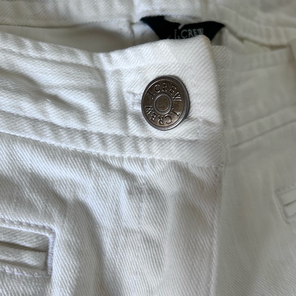 NWT White Cotton Wide-Leg Jeans with w/ 2 small pockets in front of - Picture 7 of 10